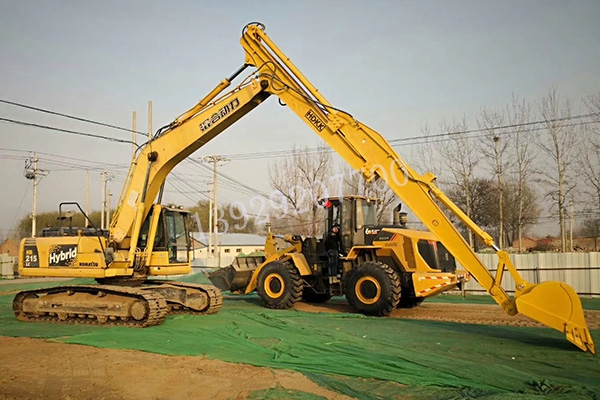 挖掘機(jī)滑臂